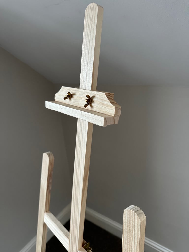 Easel 