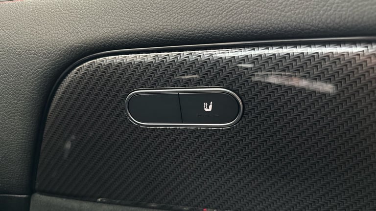 2022 Mercedes-Benz GLA GLA 200d AMG Line Executive 5dr Auto HATCHBACK DIESEL Automatic