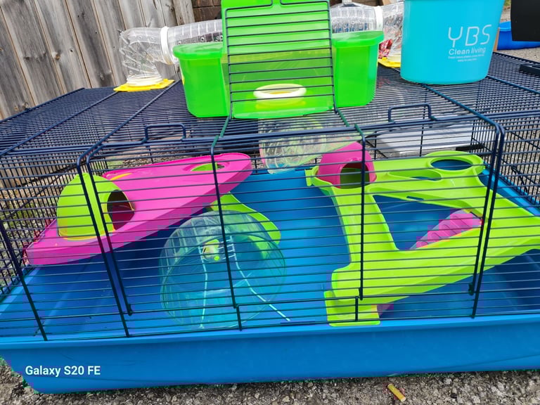 image for Hamster/guinea-pig or small pets