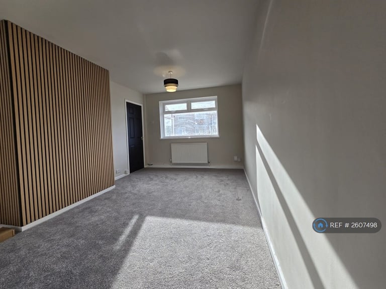 image for 2 bedroom house in Hardy Avenue, South Shields, NE34 (2 bed) (#2607498)