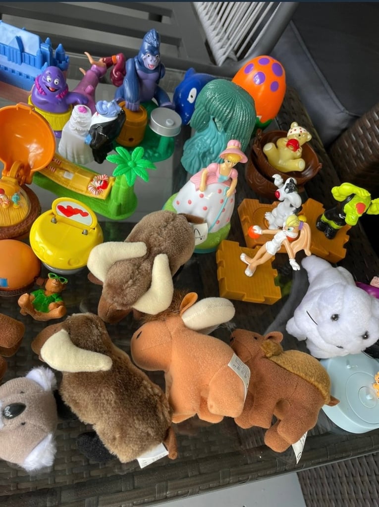 Approx 80 retro McDonald toys