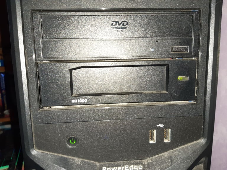 Dell Poweredge T100 workstation/server with RD1000