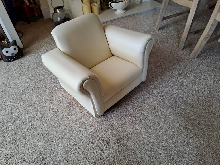 Gumtree armchair discount