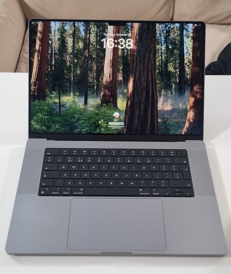 AppleMacbook Pro 16 inch 2021 M1 Pro 16GB 512GB