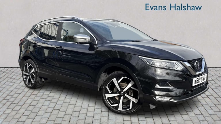 image for 2019 Nissan Qashqai 1.3 DiG-T 160 Tekna+ 5dr Hatchback Petrol Manual