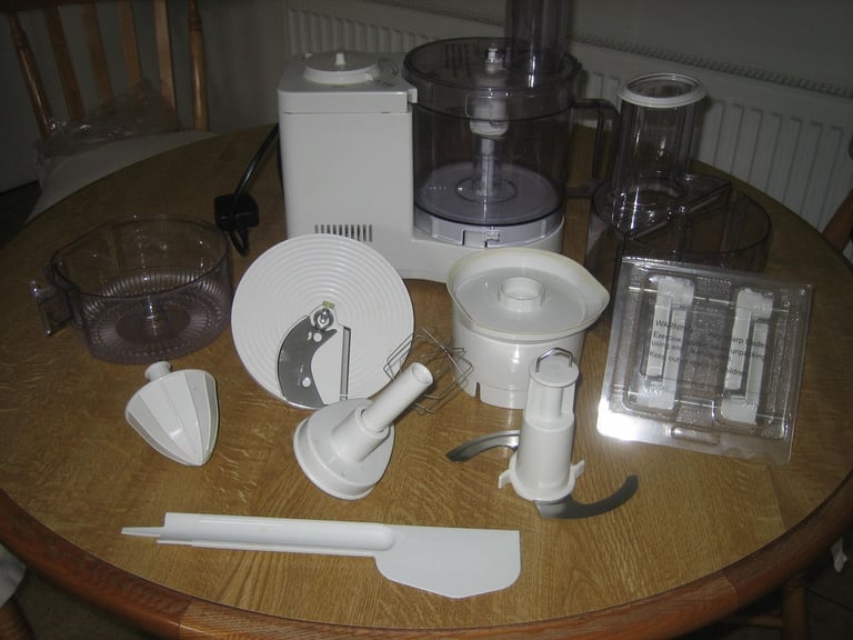Multi food processor.