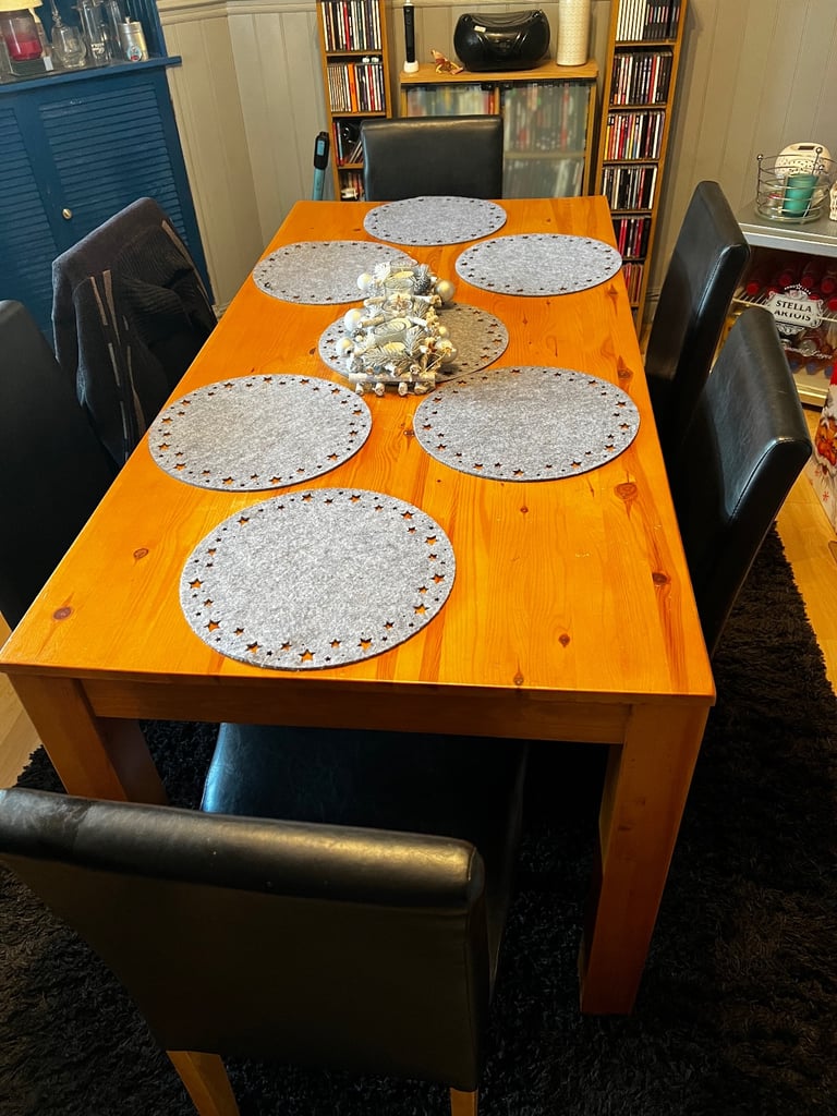 Dining table with 6 faux leather chairs