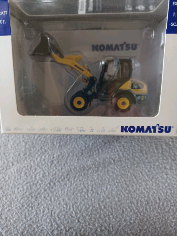 Komatsu die cast model 1.50 th scale