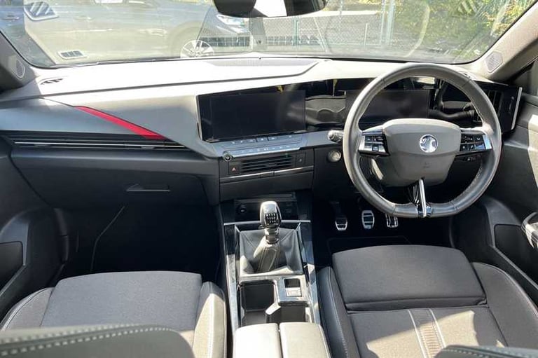 2022 Vauxhall Astra 1.2i Turbo (130 PS) GS Line 5 Door Petrol Hatchback *** 1 Owner / Full Vaux H...