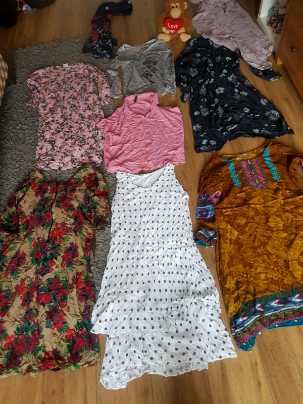 Ladies clothes bundle  Women's Wholesale Clothing & Clothes