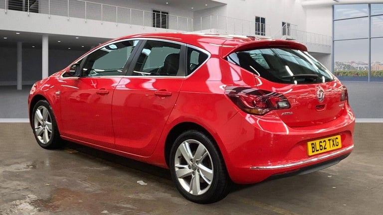 2013 Vauxhall Astra 1.7 CDTi 16V ecoFLEX SRi [130] 5dr [99g/km] HATCHBACK DIESEL Manual