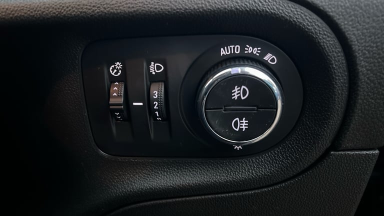 2021 Vauxhall Grandland X 1.2 Turbo Griffin Edition 5dr Auto Petrol Hatchback Hatchback Petrol Au...