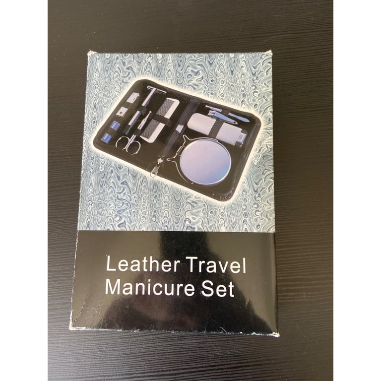Leather travel manicure set