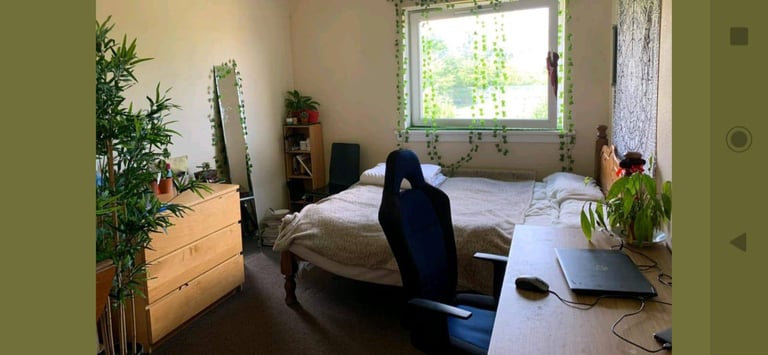 Double room available 