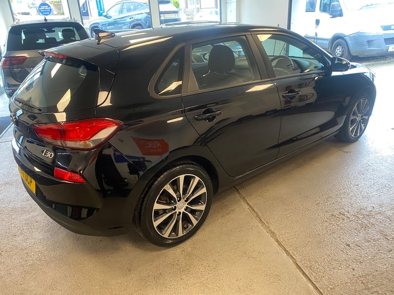 2017 Hyundai i30 1.0 T-GDi Blue Drive SE Nav Hatchback 5dr Petrol Manual Euro 6