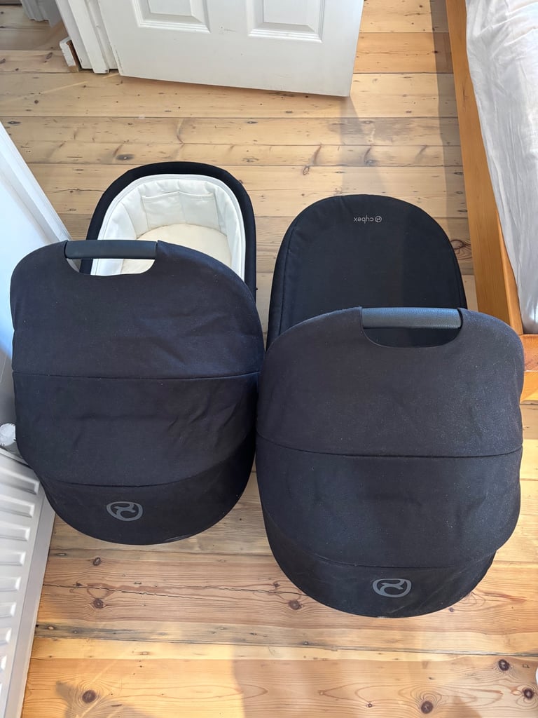 2 x Cybex Bassinets