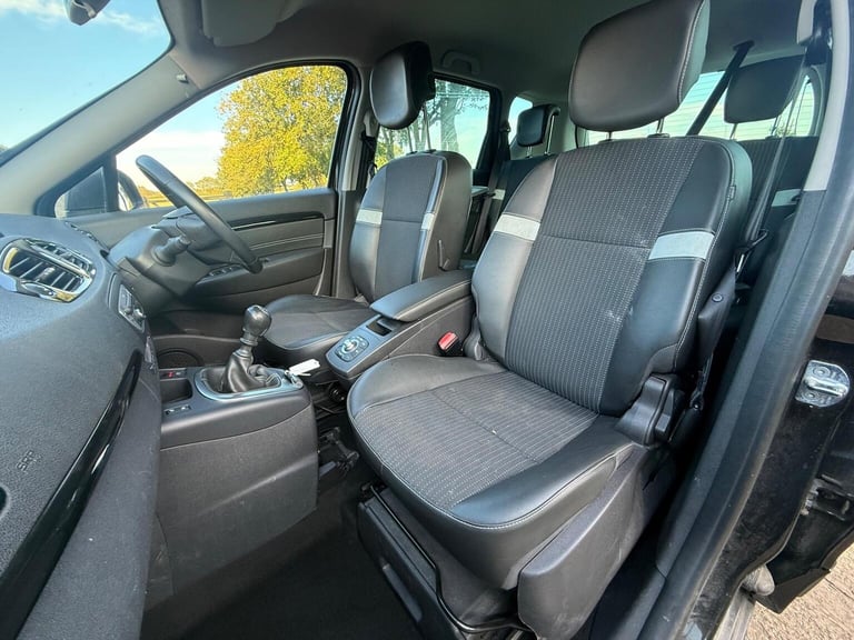 RENAULT SCENIC 1.5 dCi ENERGY Dynamique TomTom Euro 5 (s/s) 5dr 2014