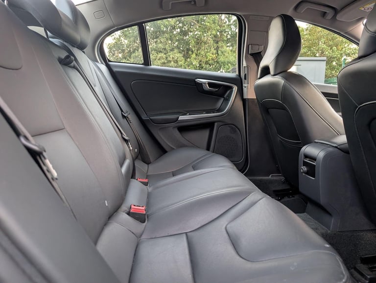 2018 Volvo S60 2.0 D3 SE Nav Euro 6 (s/s) 4dr SALOON Diesel Manual