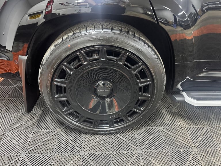 2023 Land Rover Defender 130 3.0 D300 MHEV X Auto 4WD Euro 6 (s/s) 5dr ESTATE Diesel Automatic