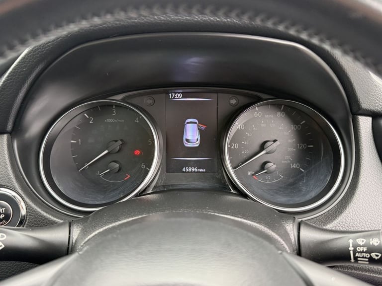 2018 Nissan Qashqai 1.5 dCi Tekna 5dr HATCHBACK PETROL Manual