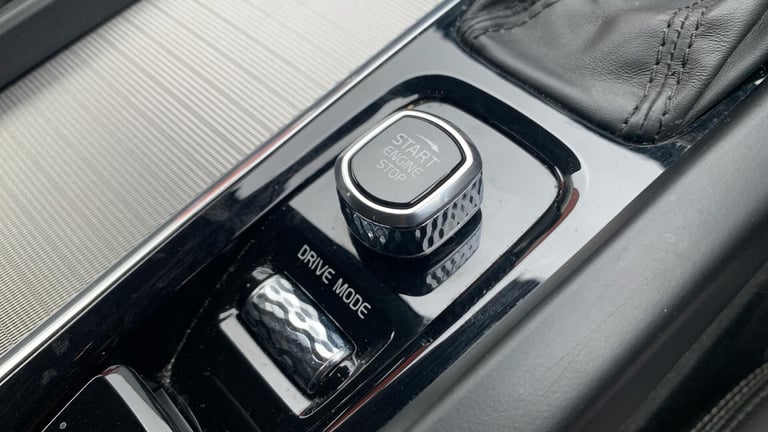 2020 Volvo V60 2.0 D3 Inscription Plus Estate 5dr Diesel Auto Euro 6 (s/s) (150 ps) ESTATE Diesel...