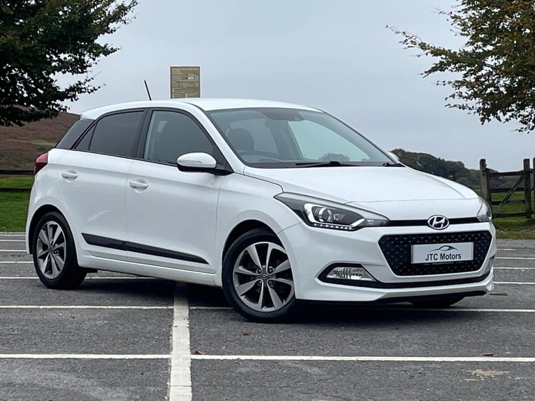 image for HYUNDAI I20 1.2 Premium 5dr Man, petrol, white + great value hatchback 2017