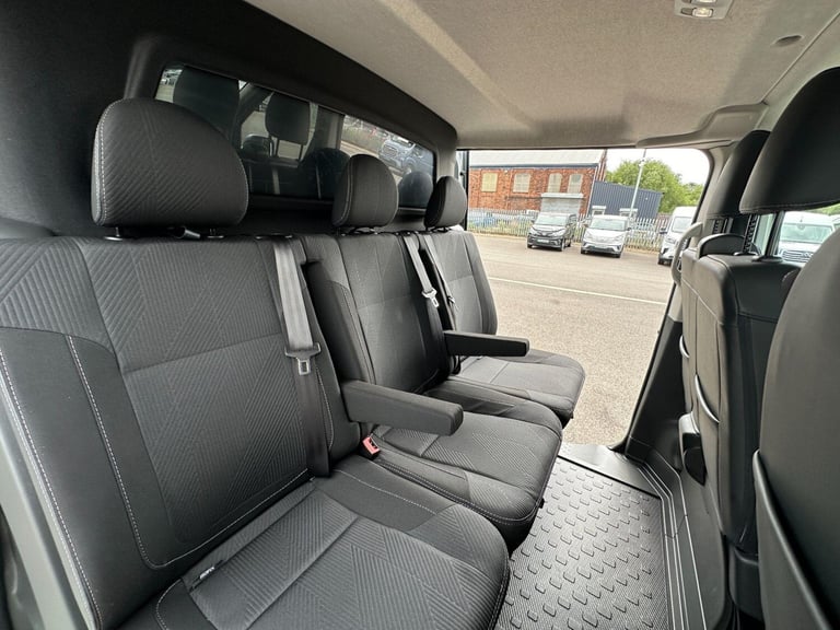 2024 Renault Trafic 2.0 dCi Blue 30 Extra Sport Crew Van EDC LWB Euro 6 (s/s) 6dr WINDOW VAN Dies...