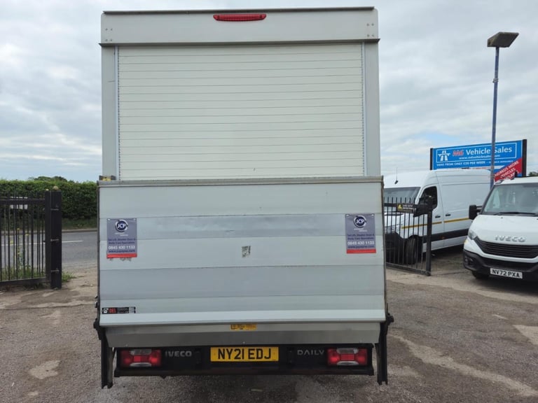 IVECO DAILY LUTON TAIL LIFT 2.3 D HPI 14V 35S 3000 2021