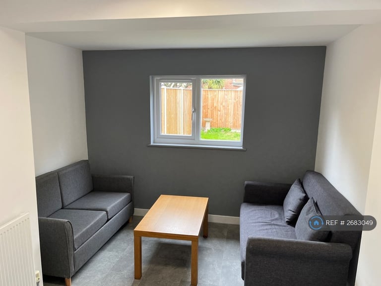 5 bedroom house in Nasmith Road, Norwich, NR4 (5 bed) (#2683049)