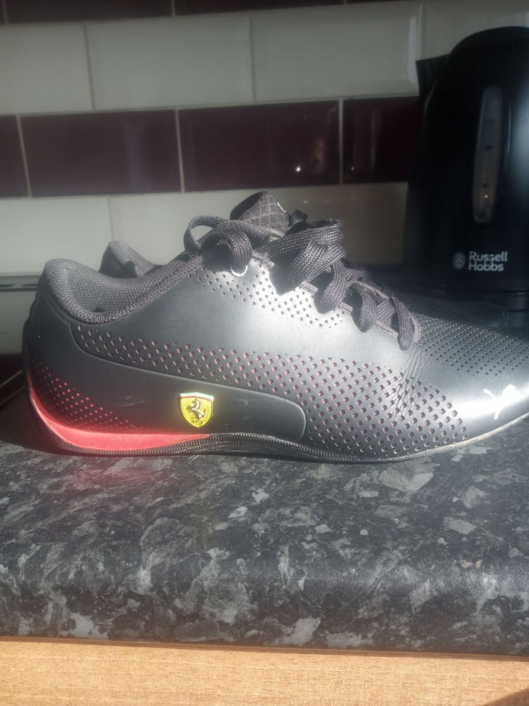 image for Puma trainers 