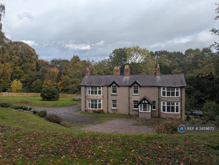 image for 4 bedroom house in Castle Grounds, Hawarden, Deeside, CH5 (4 bed) (#2459873)