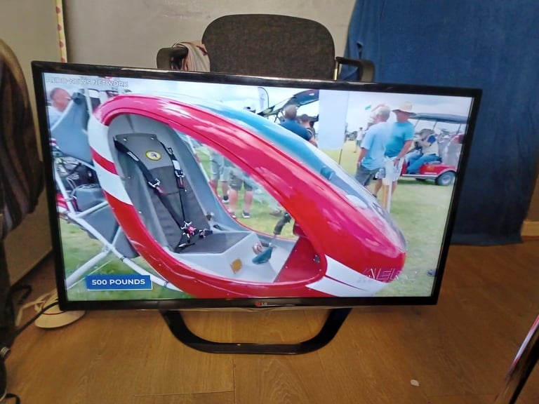 FREE DELIVERY excellent 39 LG LED full HDTV 1080p freeveiw channels inbuilt 