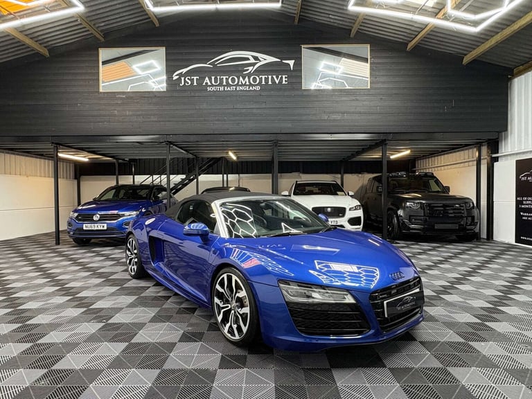 2010 Audi R8 5.2 R8 Spyder Quattro V10 Semi-Auto 4WD 2dr Convertible Petrol Automatic