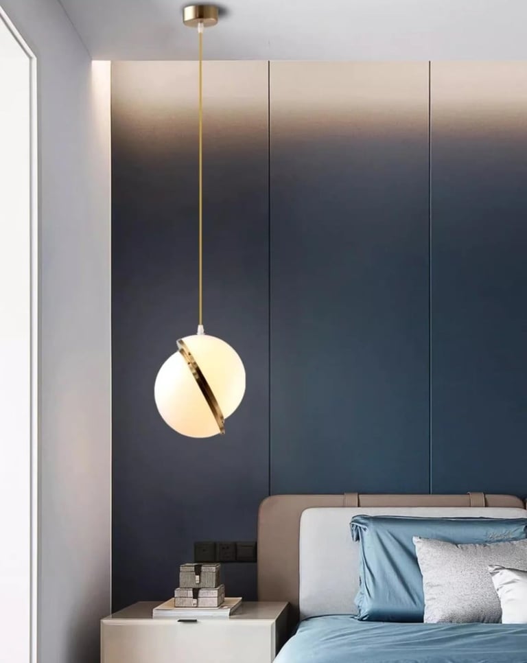 2 x free pendant lights