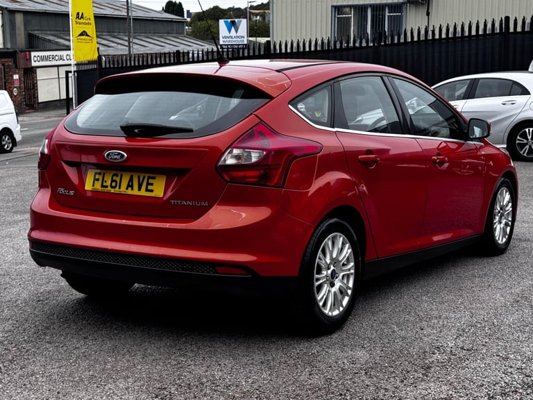 2011 Ford Focus 1.6 TDCi Titanium Euro 5 (s/s) 5dr HATCHBACK Diesel Manual