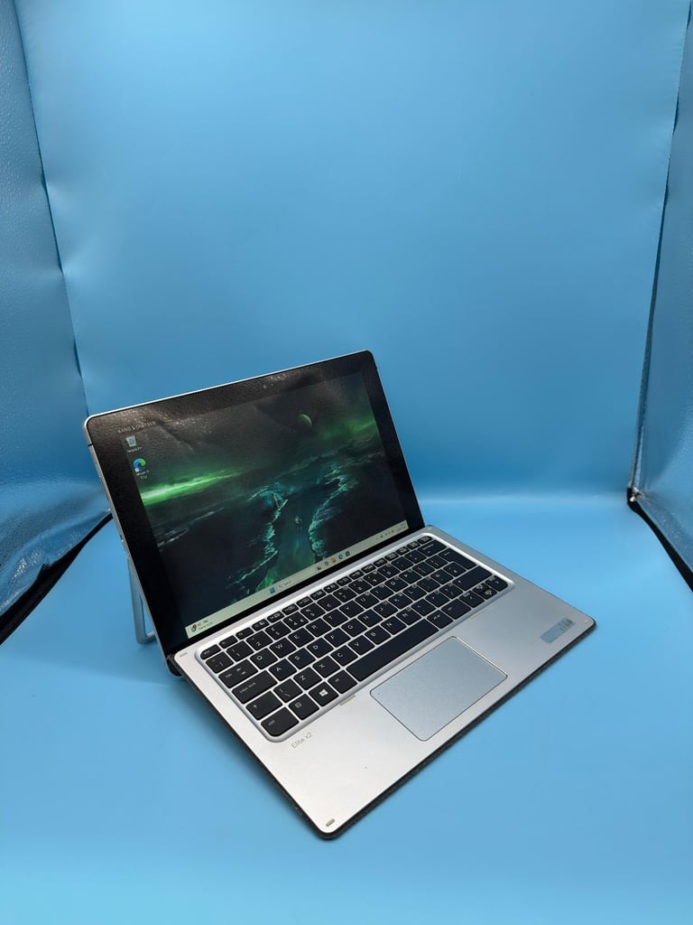 HP Elite X2 – Powerful M5 CPU | 8GB RAM | 256GB SSD | Touch | AI Copilot