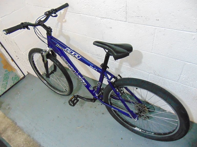 Specialized Hardrock (17 inch frame) Hardtail Mountain Bike (free local delivery)