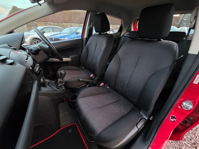 2013 Mazda Mazda2 1.3L TS Hatchback 5dr Petrol Manual Euro 5 (74 bhp) Hatchback Petrol Manual