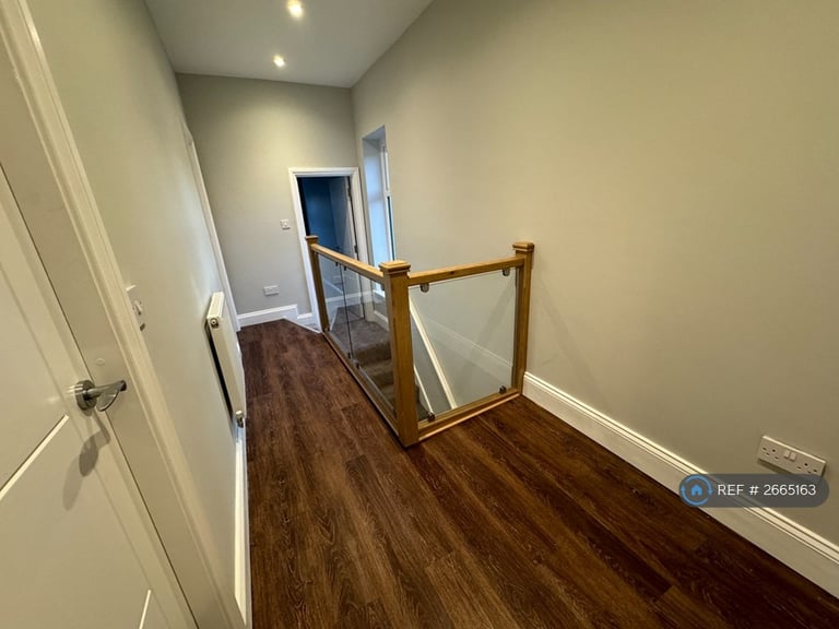 2 bedroom flat in Preston Road, Whittle-Le-Woods, Chorley, PR6 (2 bed) (#2665163)