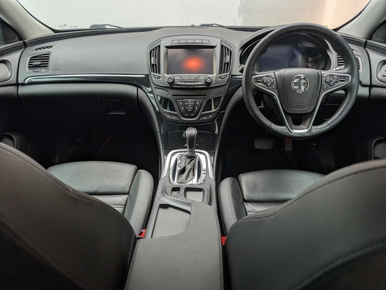 2016 Vauxhall Insignia 2.0 CDTi Elite Nav Hatchback 5dr Diesel Auto Euro 6 (170 ps) - PARKING SEN...