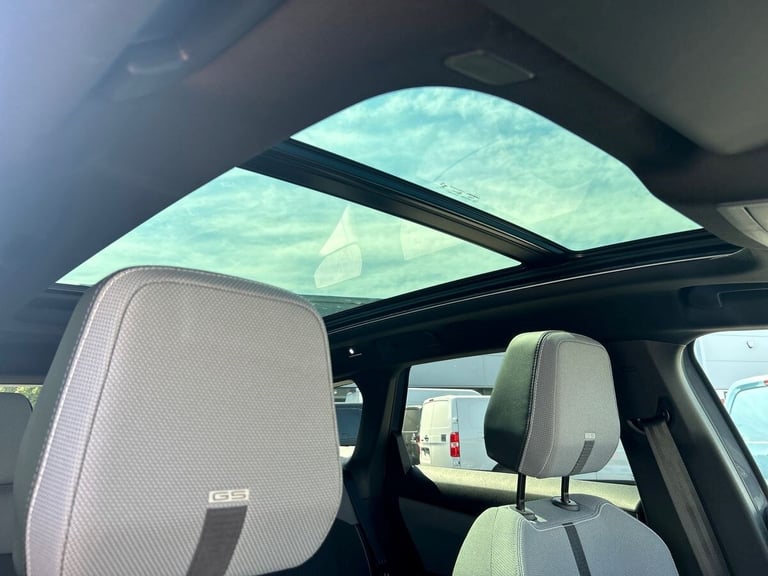  Vauxhall Grandland Electric 73kwh Ultimate Suv 5dr Electric Auto 213 Ps