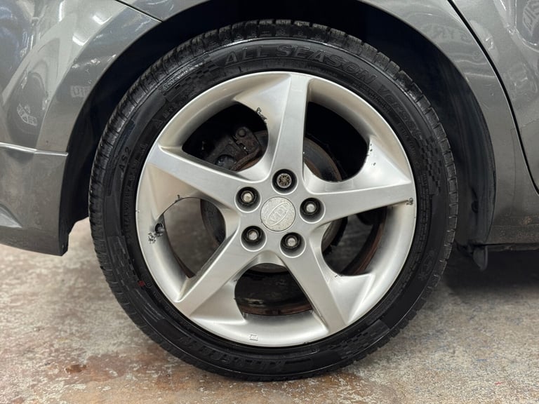 2011 Kia Ceed 1.6 CRDi 3 5dr Auto HATCHBACK Diesel Automatic
