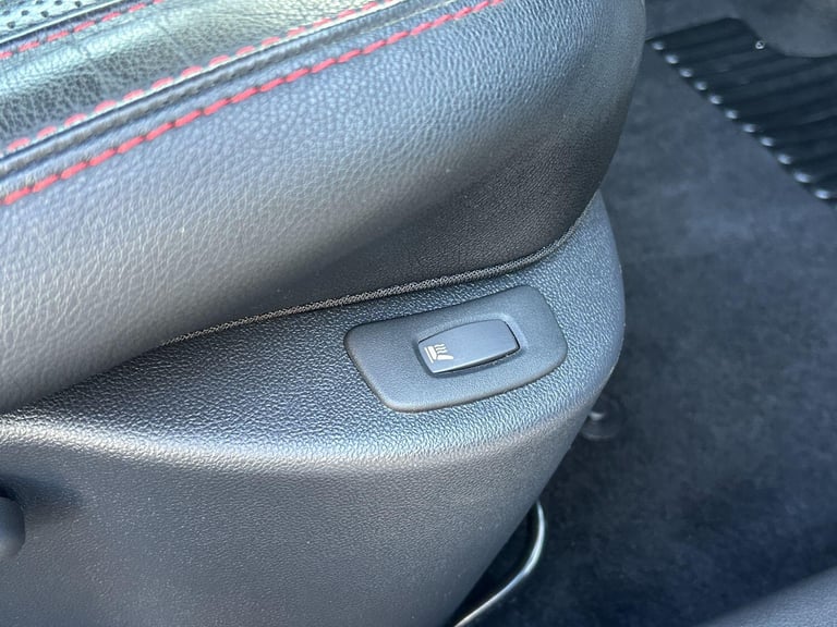 RENAULT CLIO 1.6 Renaultsport Nav 220 Trophy Auto 2017