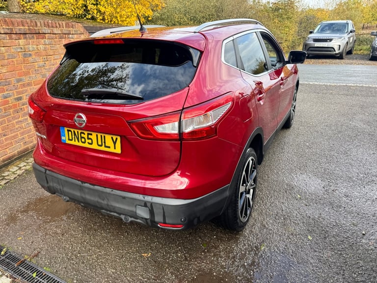 2015 Nissan Qashqai 1.6 DiG-T Tekna [Non-Panoramic] 5dr HATCHBACK Petrol Manual
