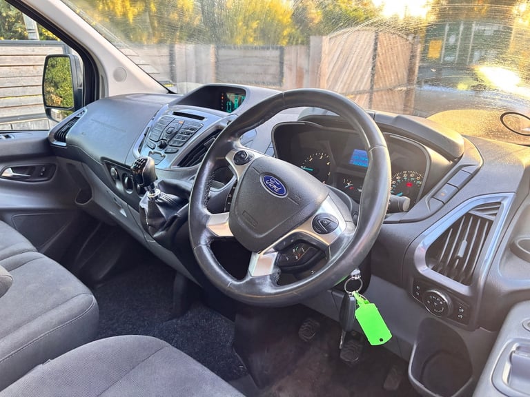 2016 Ford Transit Custom 2.2 TDCi 125ps Low Roof Limited Van PANEL VAN Diesel Manual