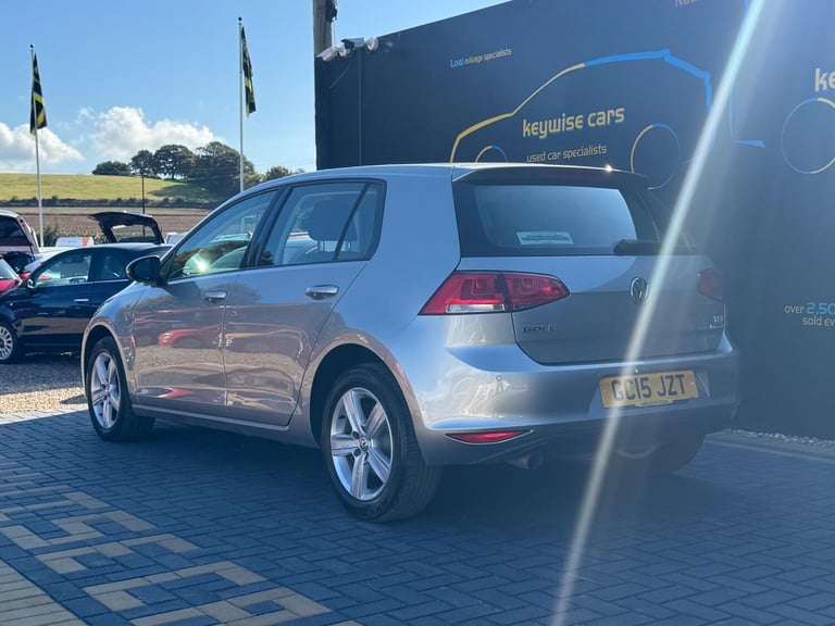 2015 Volkswagen Golf 1.6 TDI BlueMotion Tech Match DSG Euro 5 (s/s) 5dr HATCHBACK Diesel Automatic