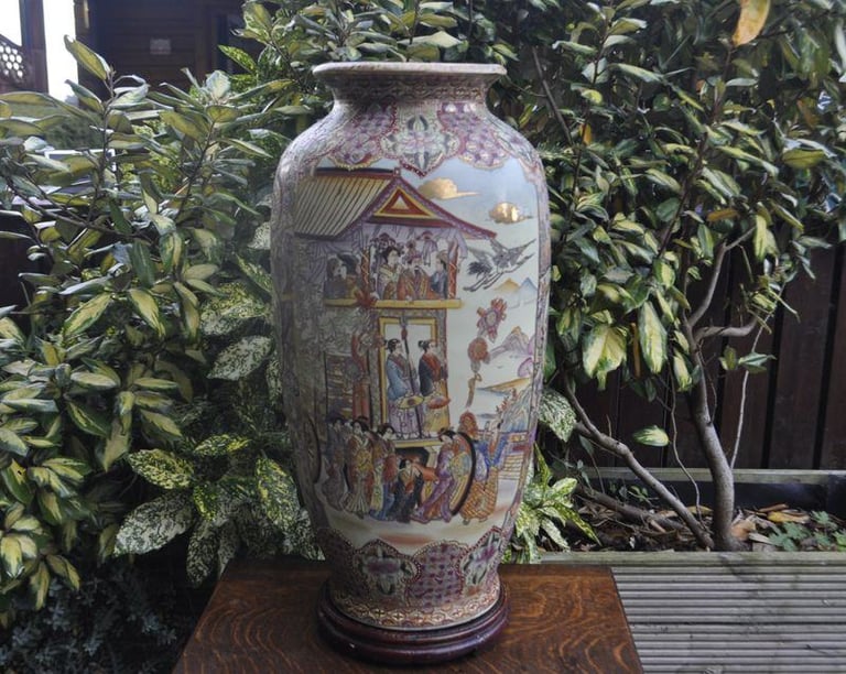 Vintage larger than the norm Oriental vase