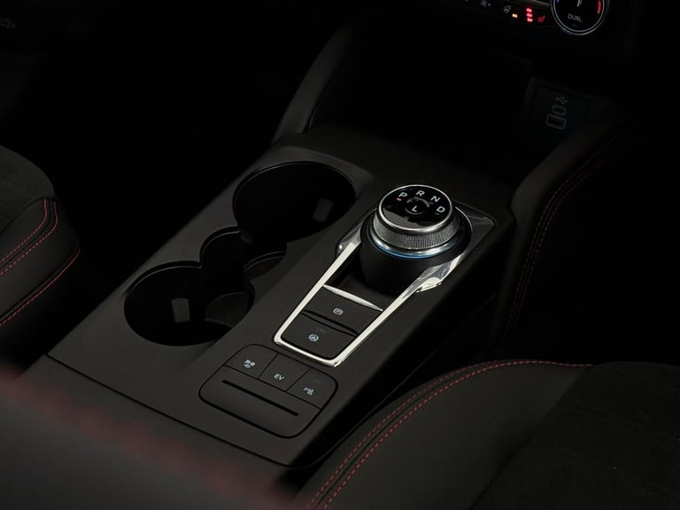 2023 Ford Kuga 2.5 Duratec 14.4kWh ST-Line X Edition CVT Euro 6 (s/s) 5dr HATCHBACK Petrol/Electr...