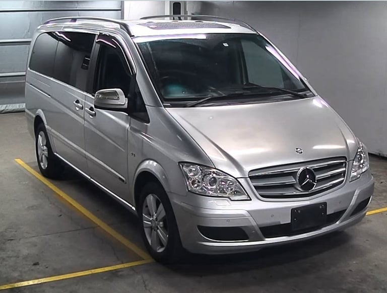 FRESH IMPORT 2011 MERCEDES-BENZ V350 AMBIENTE VIANO LONG WHEEL BASE 3.5 V6 AUTO