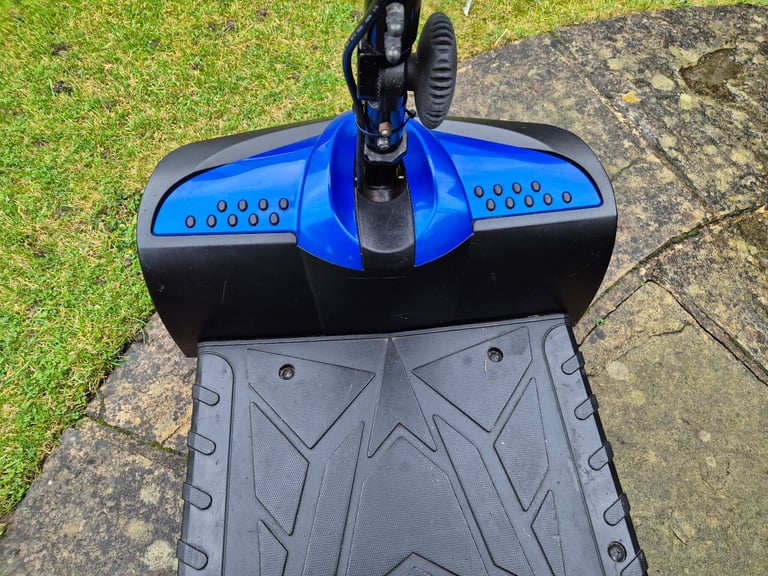 Mobility Scooter - VGC - Drive Style Plus - 4mph - Fits In Car Boot - Disability electric wheelchair